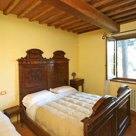 Perugia Sleeps 7 Pool Air Con Wifi Apartment